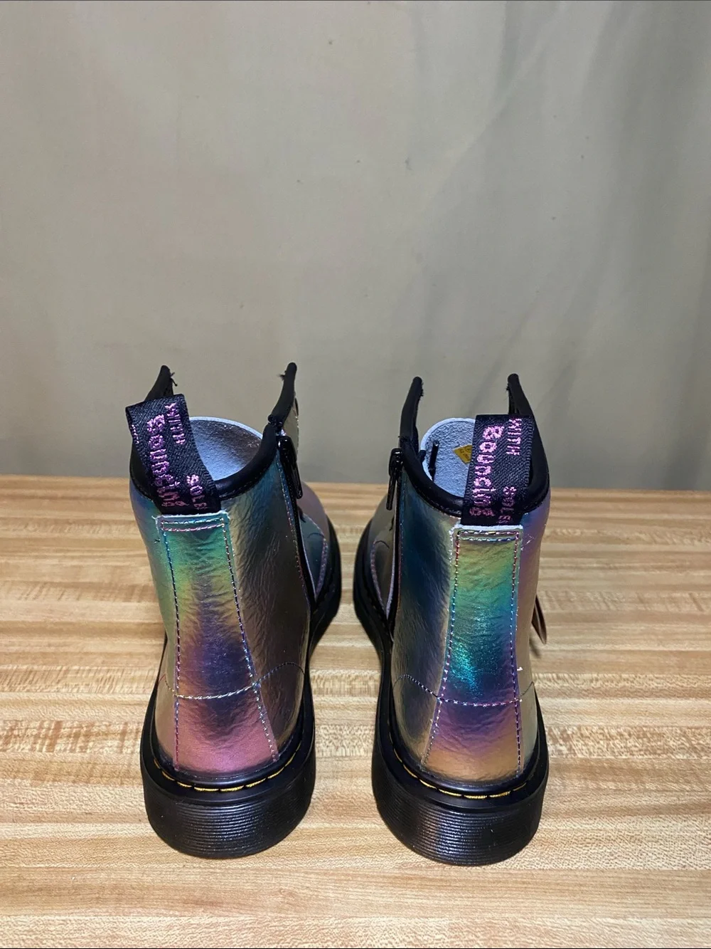 Dr. Martens 1460 Junior Rainbow Crinkle Boots 8-Eye Iridescent Metallic L5/ M4